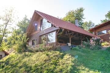 Фотографии Отели типа «постель и завтрак» Rose Hip Hill Farm г. Valea Tîrnei (Румыния) №2 Фото Отели типа «постель и завтрак» Rose Hip Hill Farm г. Valea Tîrnei 2